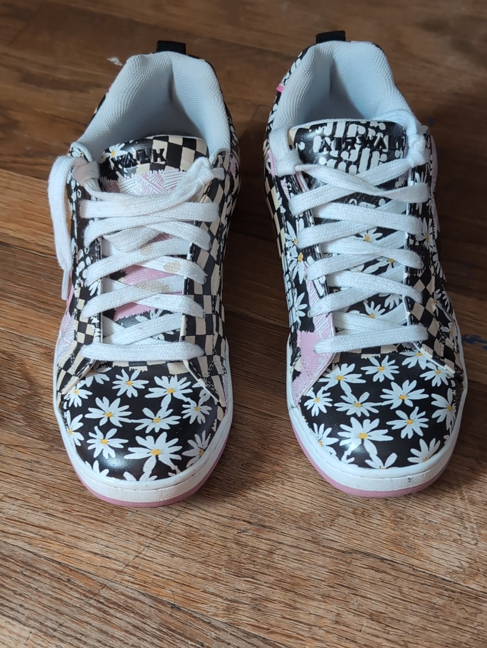 Women's Daisy Checkerboard Airwalk Sneakers